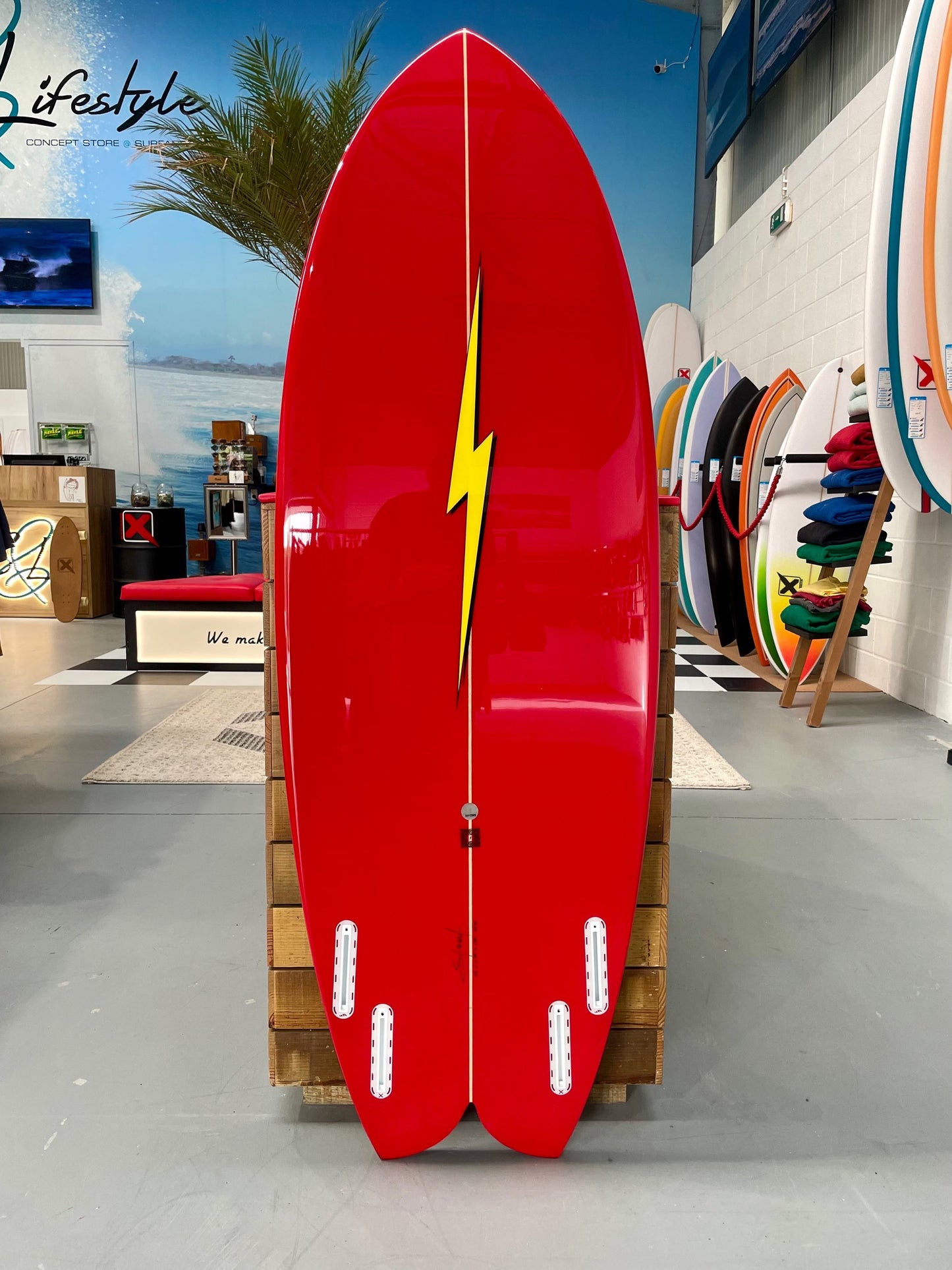 Prancha Surf Lightning Bolt QUAD FISH 5'6 by Spottt