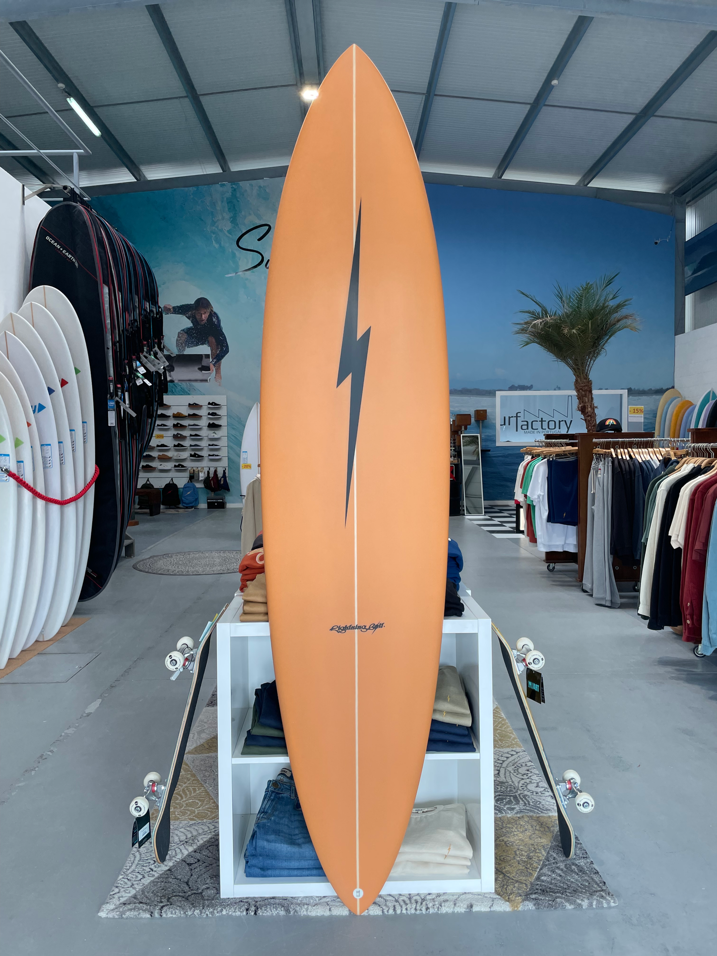 Prancha Surf Lightning Bolt MINI GUN 7'6 by Spottt