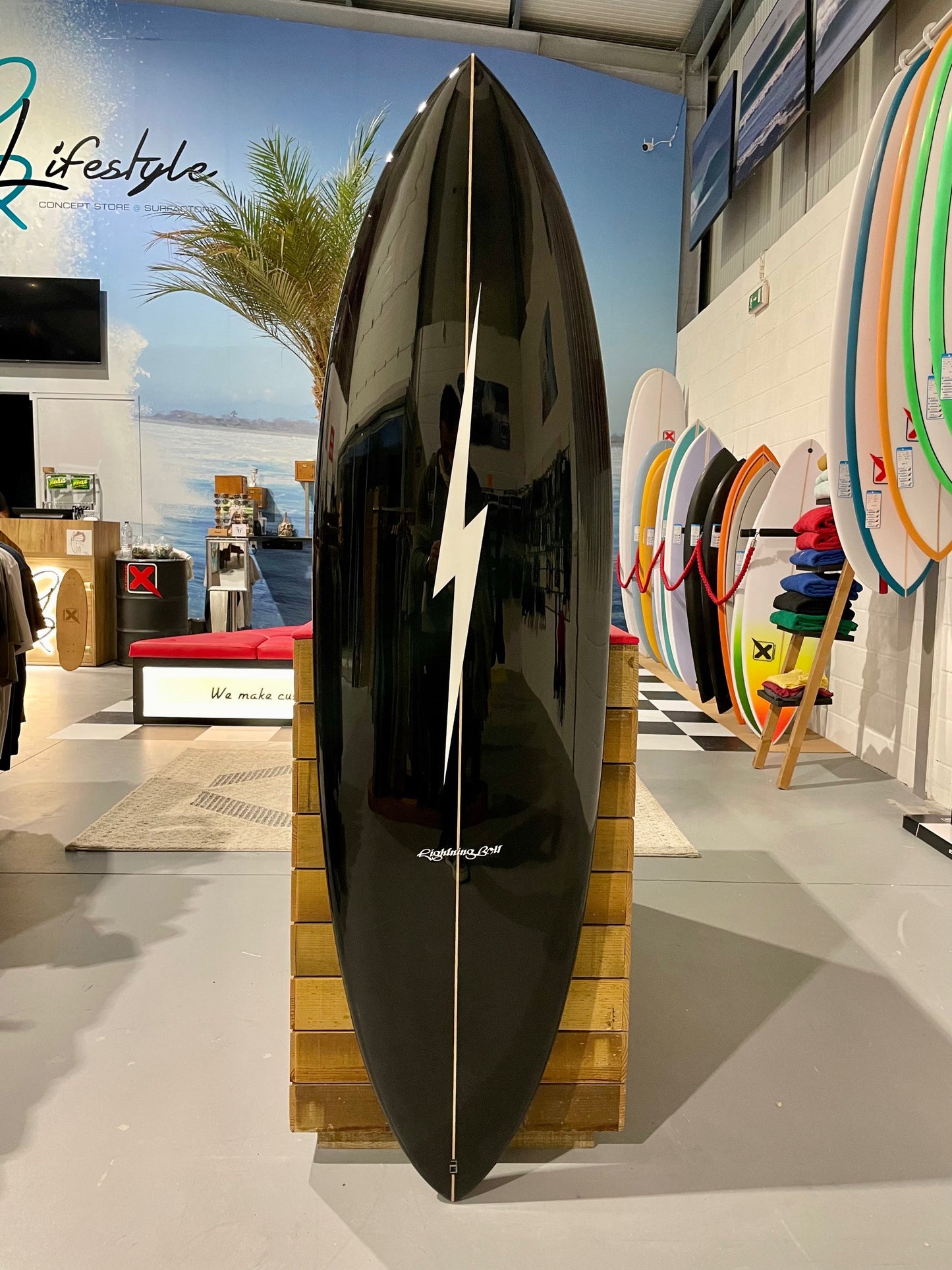 Prancha Surf Lightning Bolt PIN MASTER 6'4 by Spottt