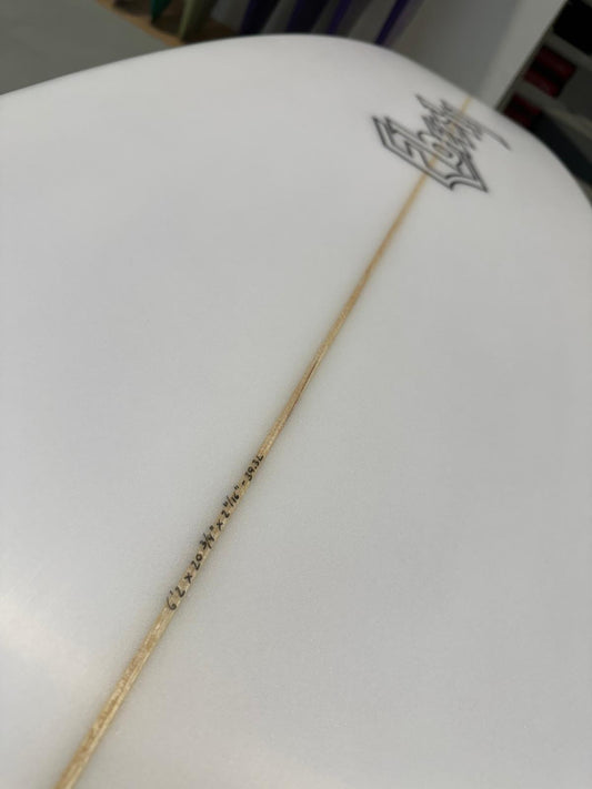 Prancha Surf Eberly Twin Fin - Wing Swallow 6´2