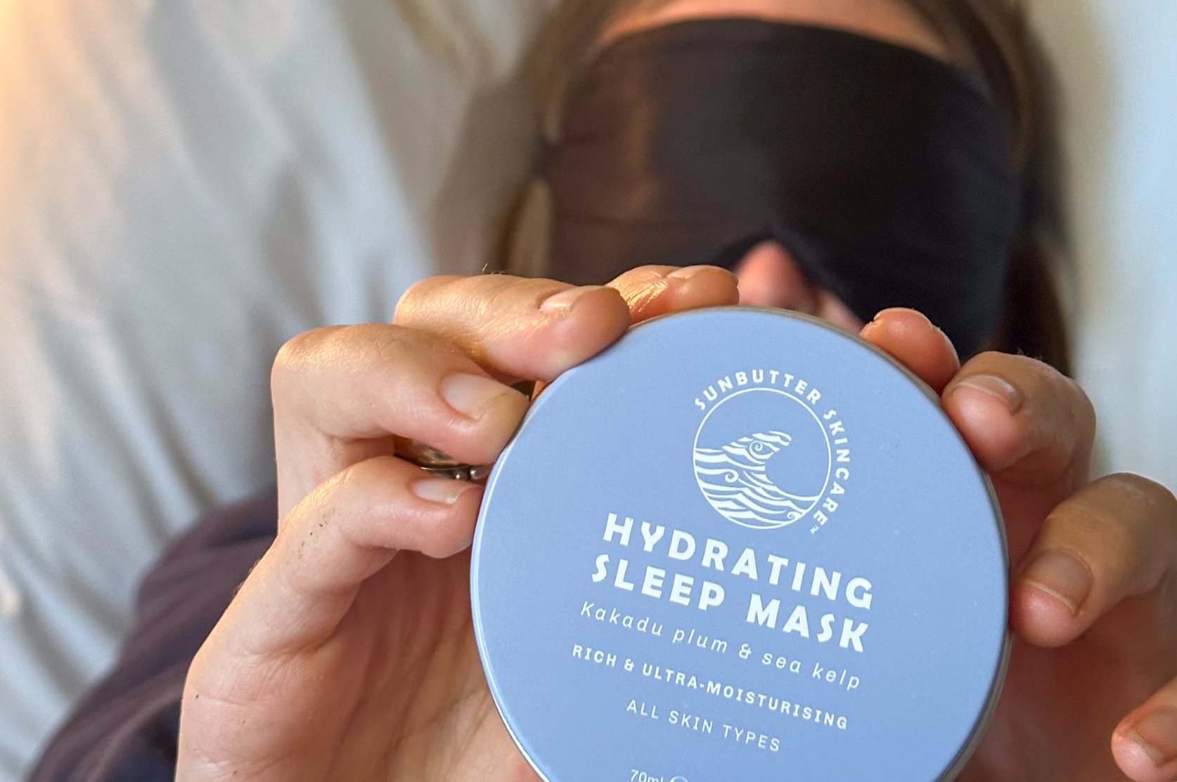 Hydrating Kakadu Plum Sleep Mask-2