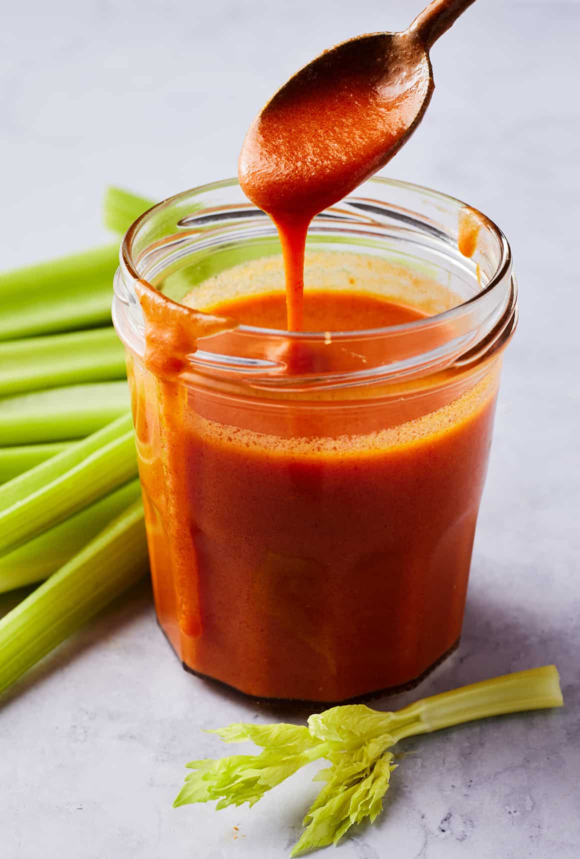 Sauce Buffalo - 2 x 3.8 L - Pintys Premium - Restaurant and Foodservice Ingredients - Canadian Distribution-0