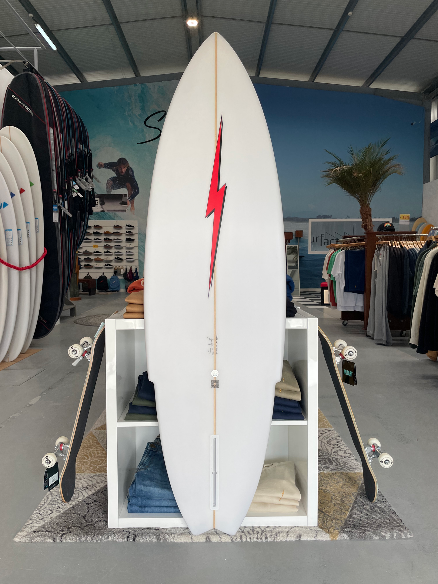 Prancha Surf Lightning Bolt STINGER 6'0 by Spottt