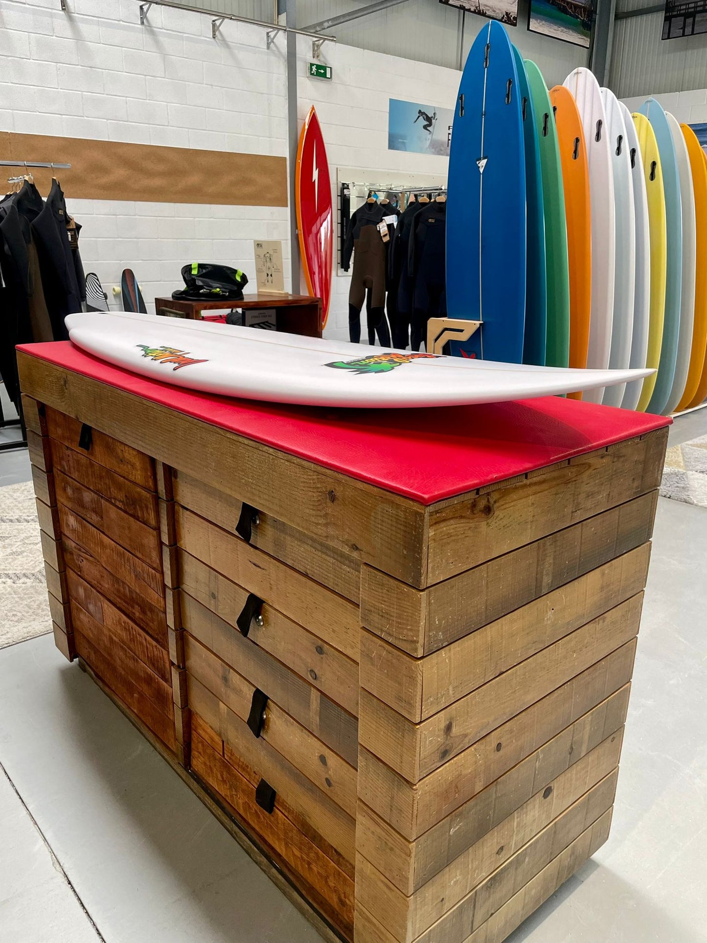Prancha Surf  Local Motion THRSTR (Original) 6´0
