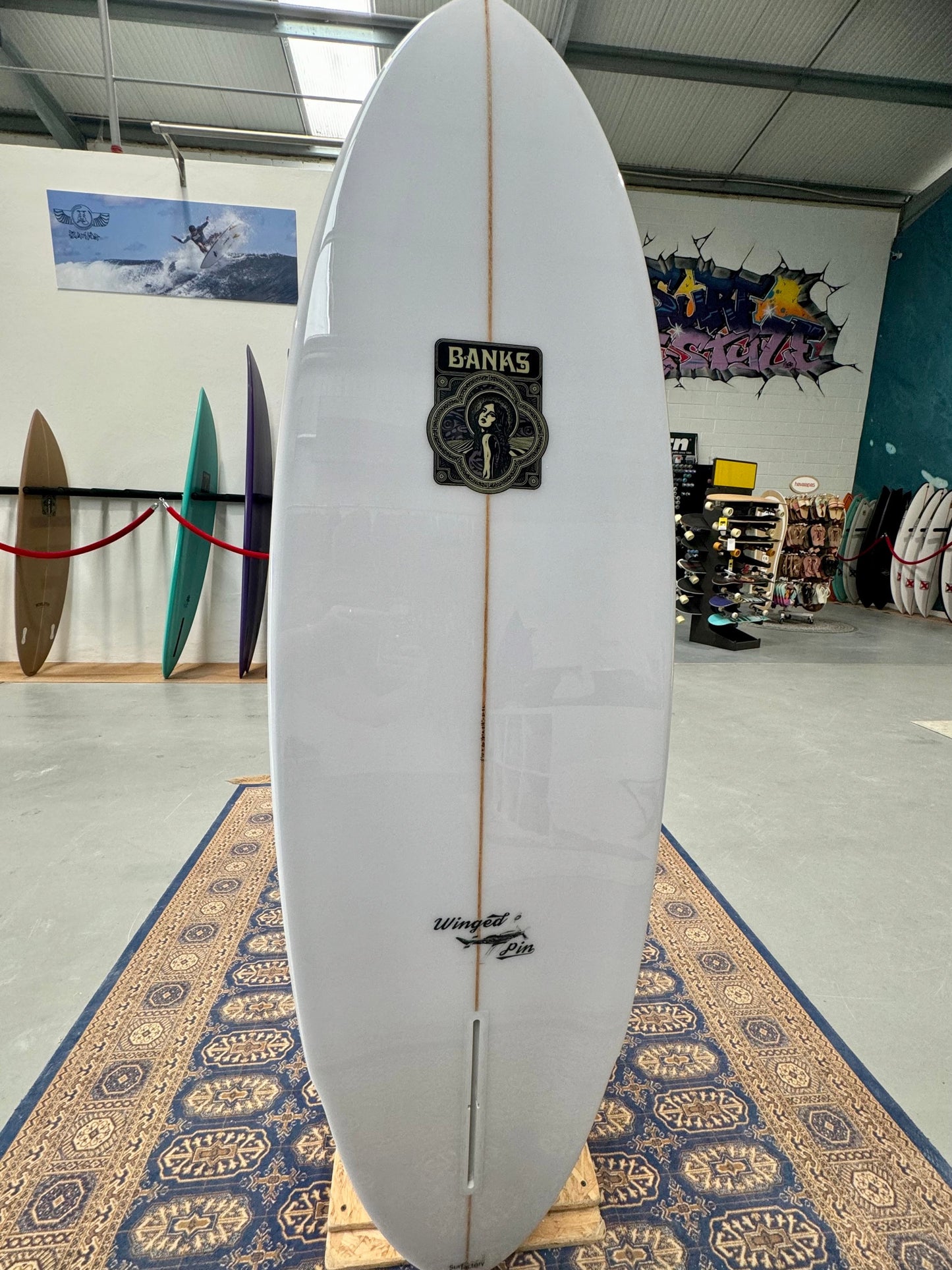 Prancha Surf Jim Banks Winged Pin 5´10