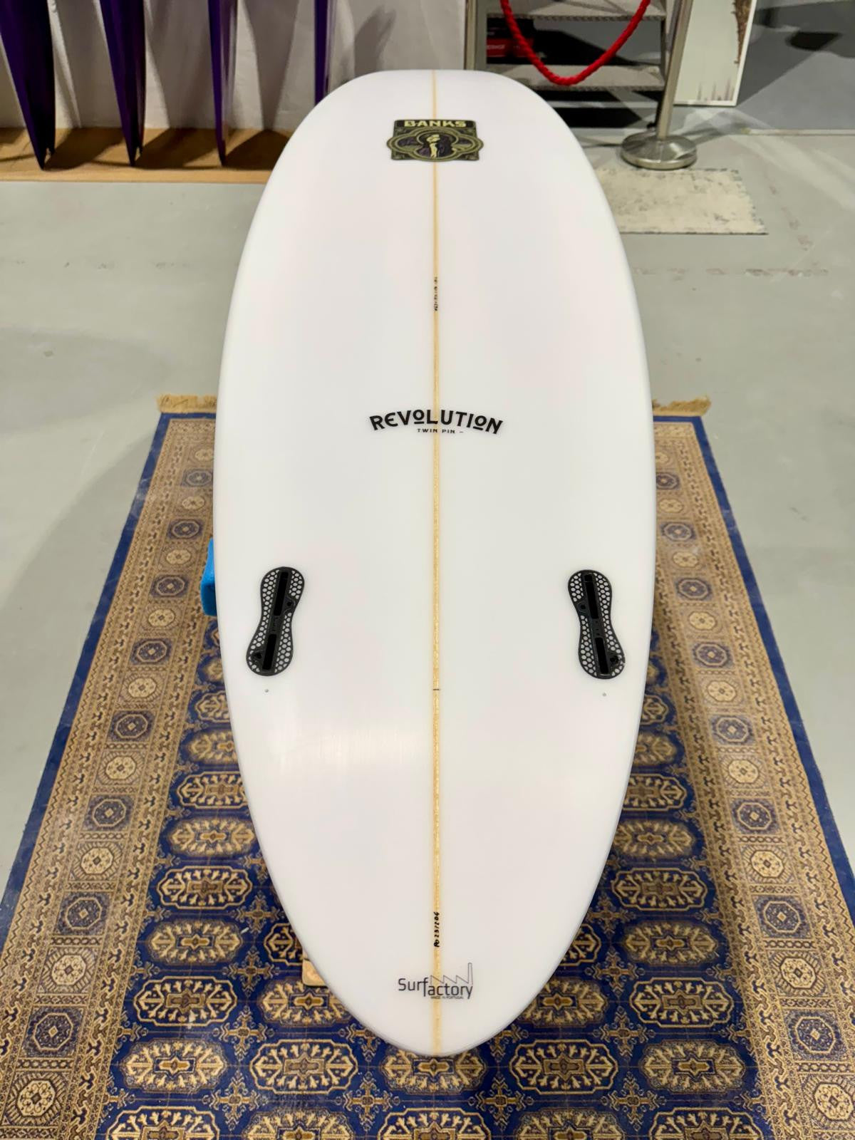 Prancha Surf Jim Banks Revolution Twin Pin (Step Up) 6’3