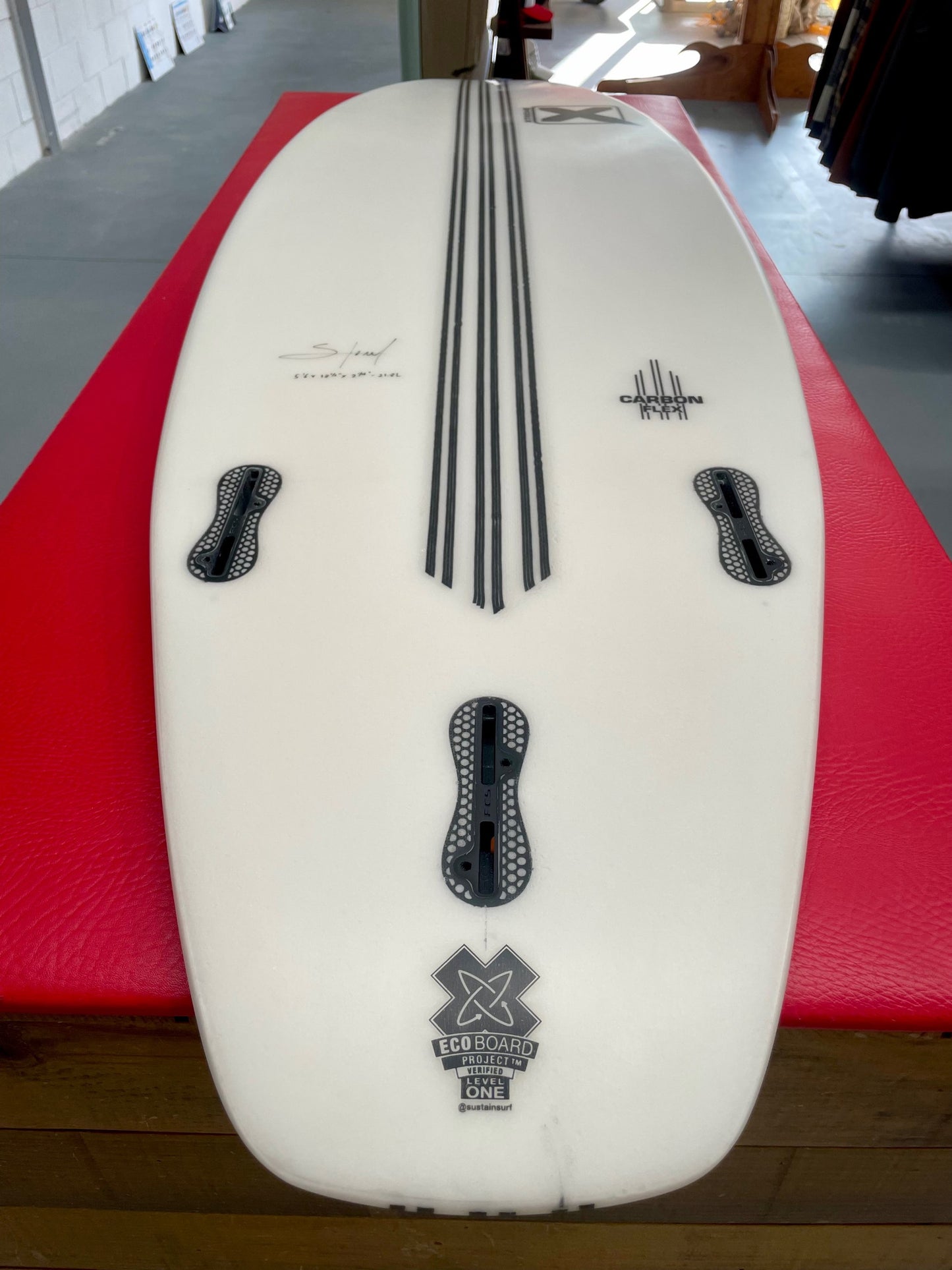 Prancha Surf  Xtreme 5’6 (CARBON FLEX)