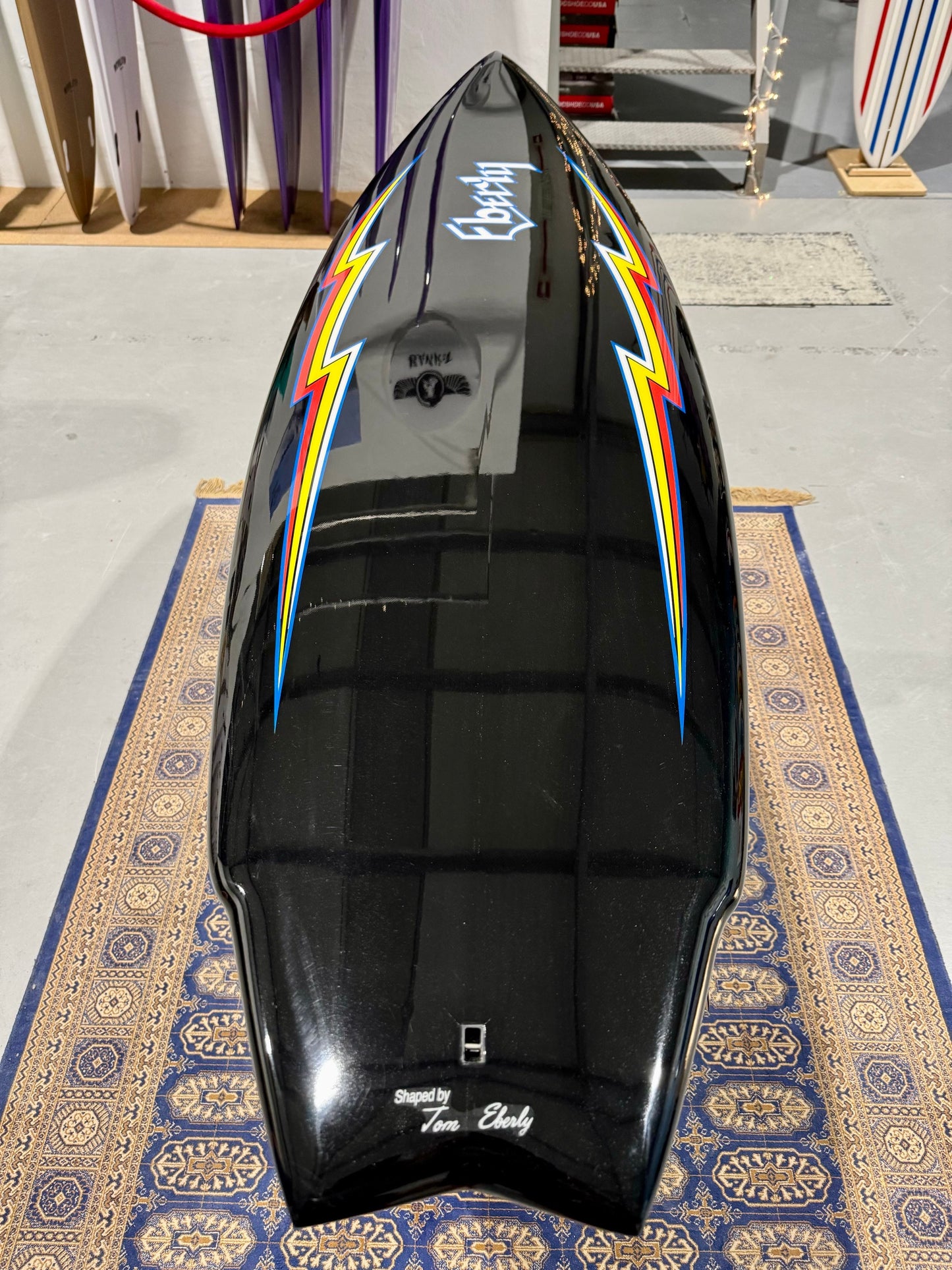 Prancha Surf Eberly Twin Fin - Wing Swallow 6’0