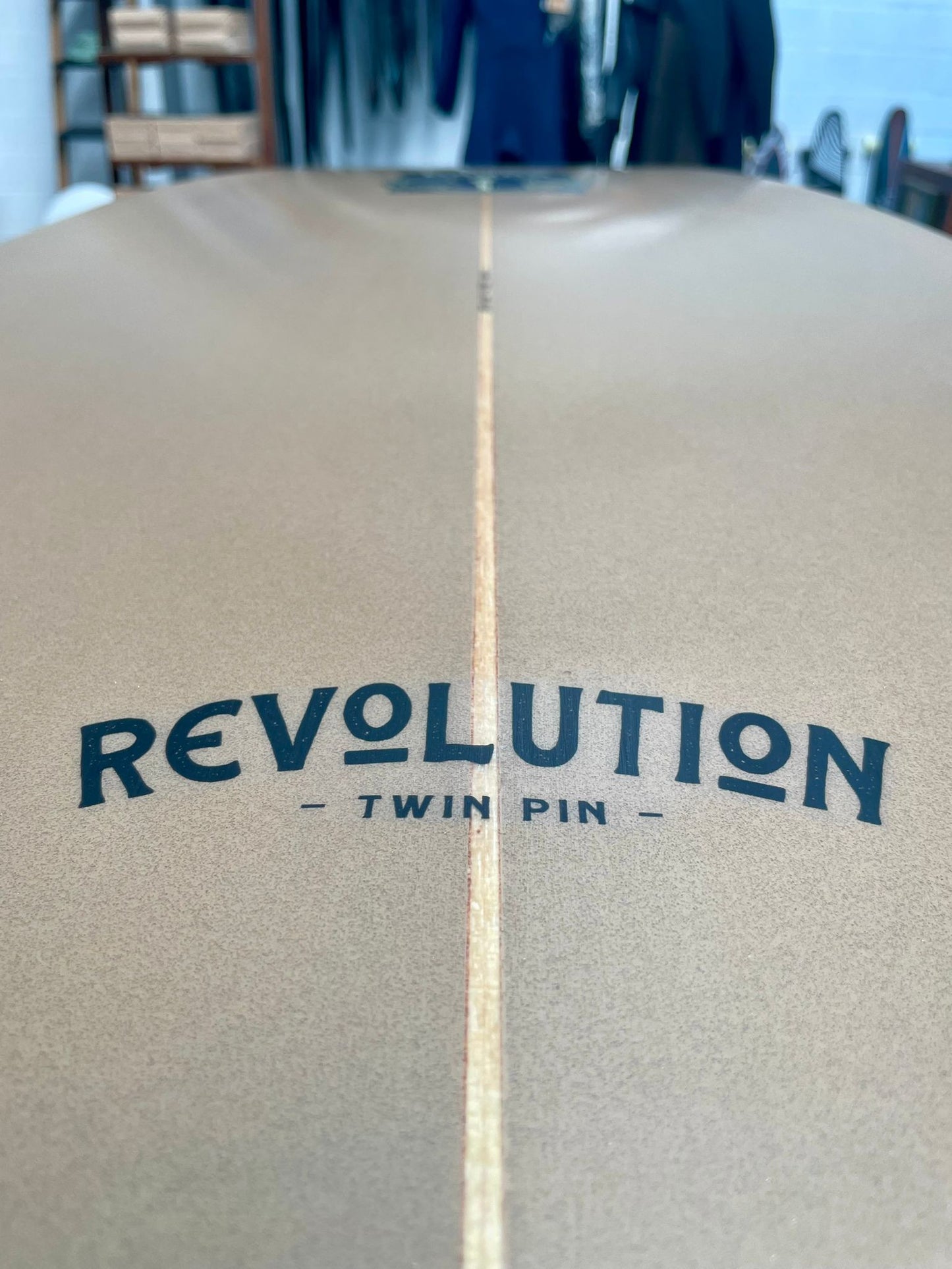 Prancha Surf  Jim Banks Revolution Twin Pin (Groveller) 5´8