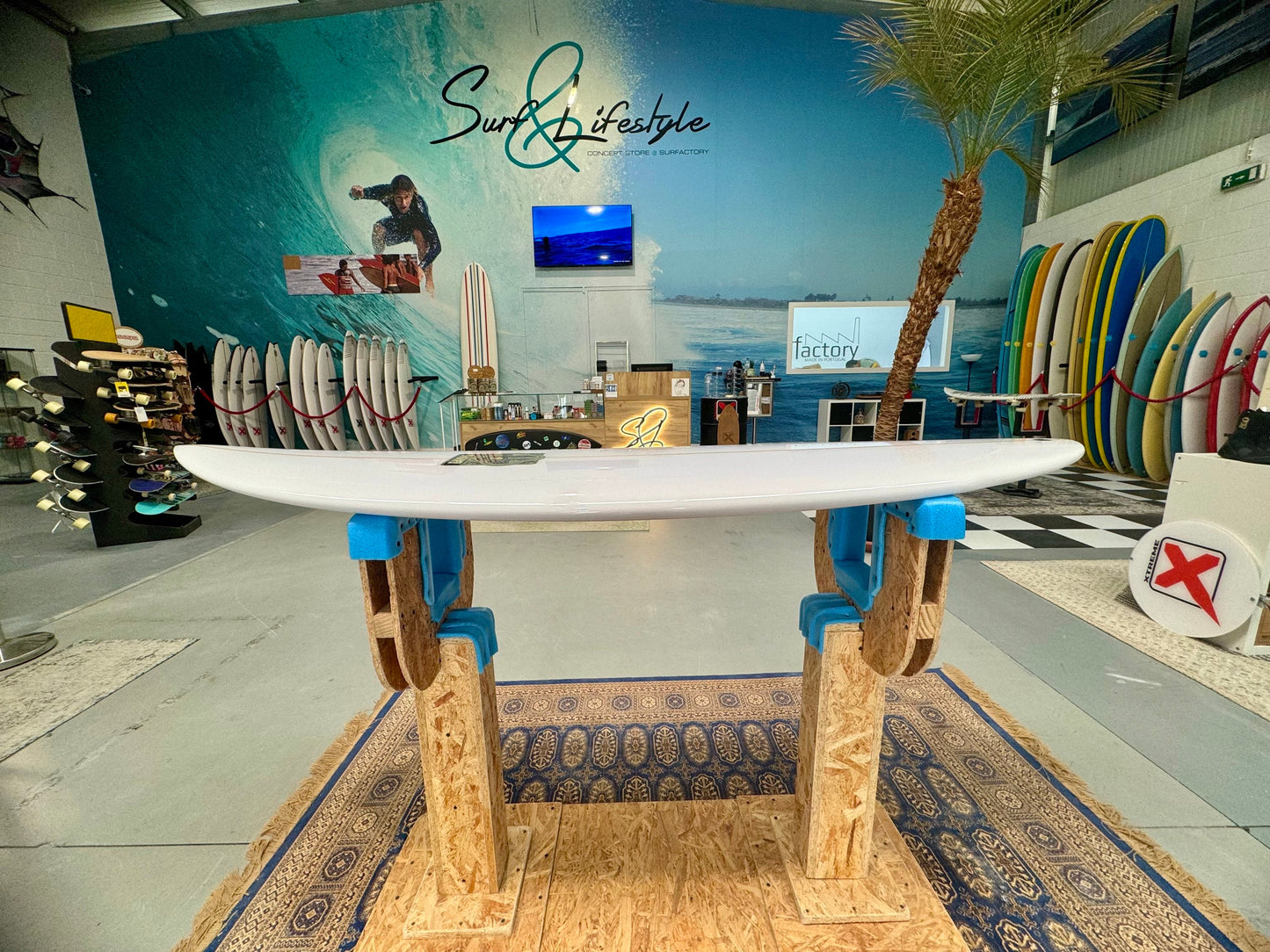 Prancha Surf Jim Banks Winged Pin 5´10