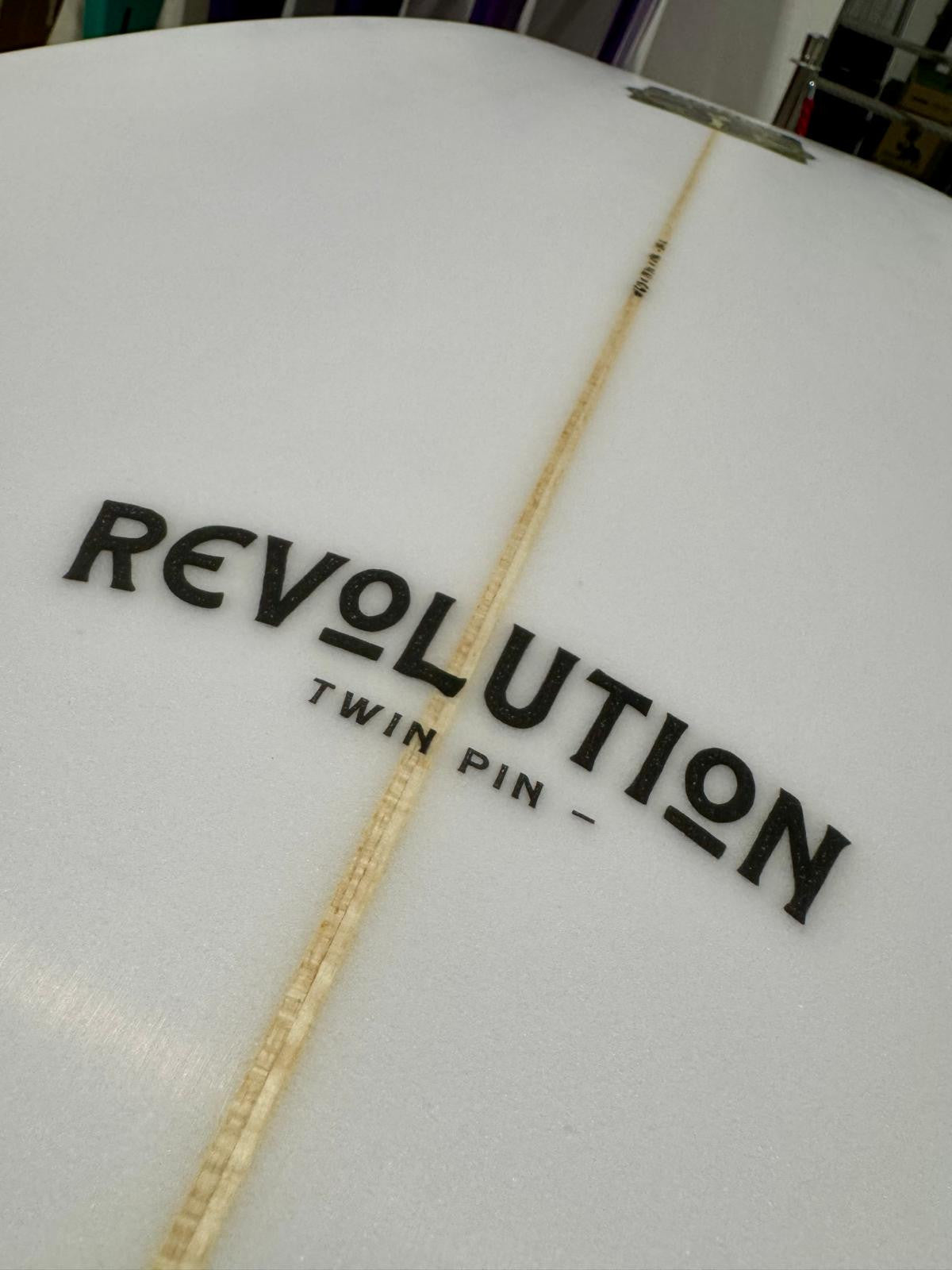 Prancha Surf Jim Banks Revolution Twin Pin (Step Up) 6’3