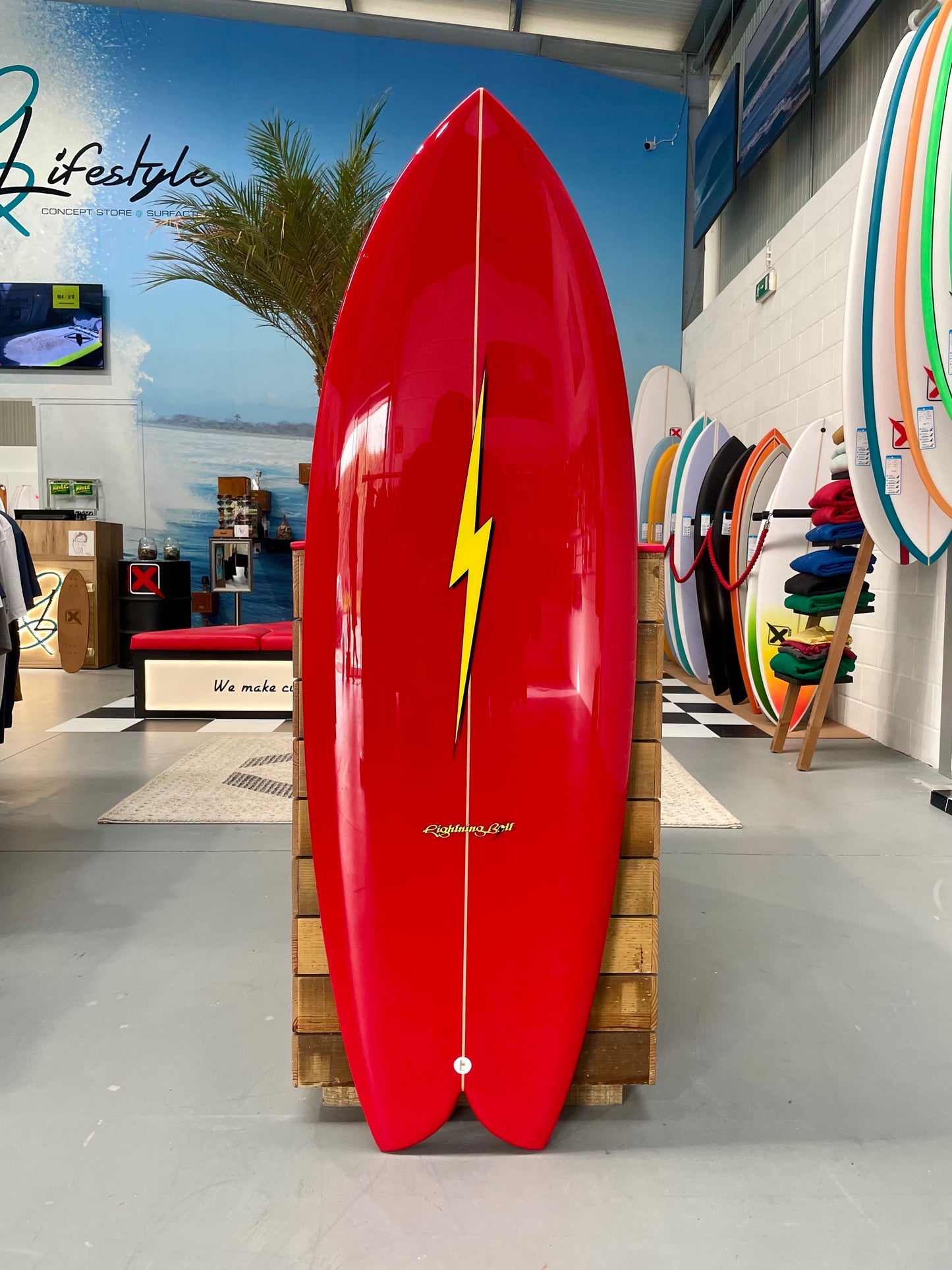 Prancha Surf Lightning Bolt QUAD FISH 5'6 by Spottt