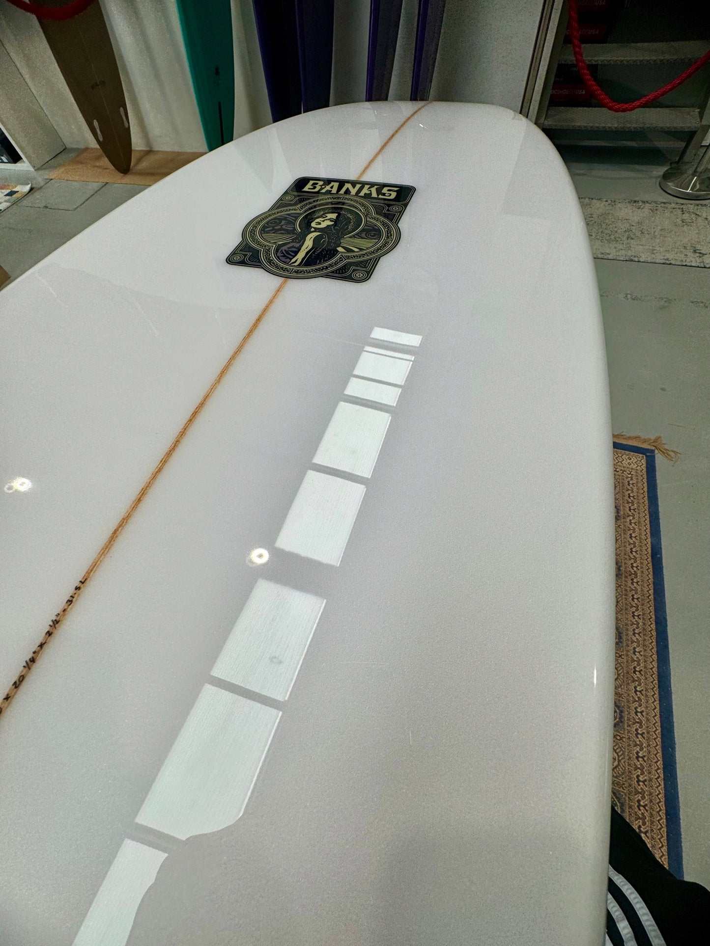 Prancha Surf Jim Banks Winged Pin 5´10