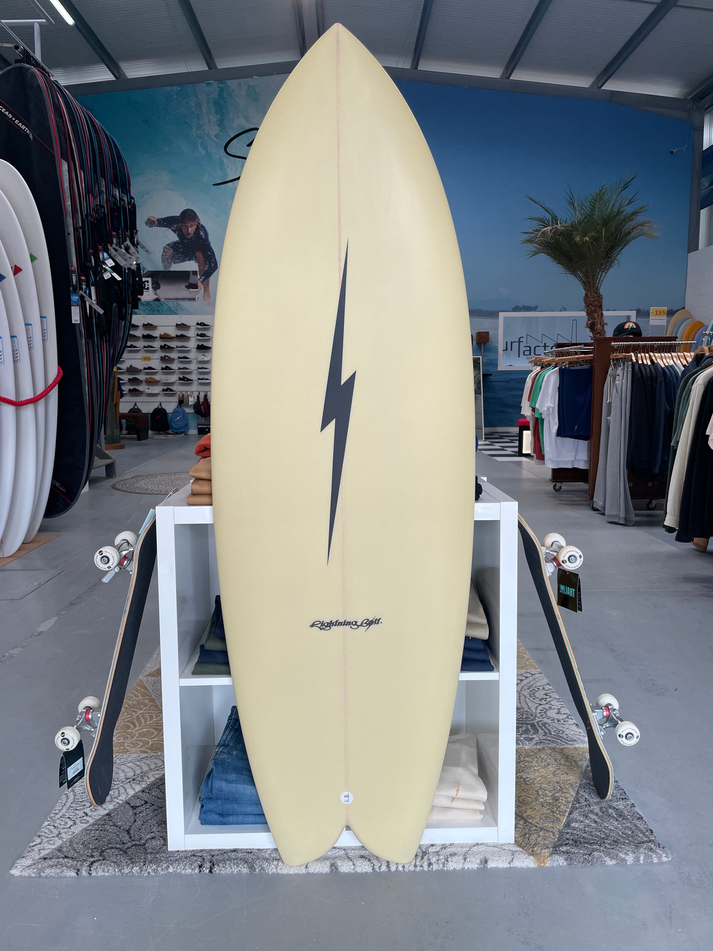 Prancha Surf Lightning Bolt QUAD FISH 5'6 by Spottt